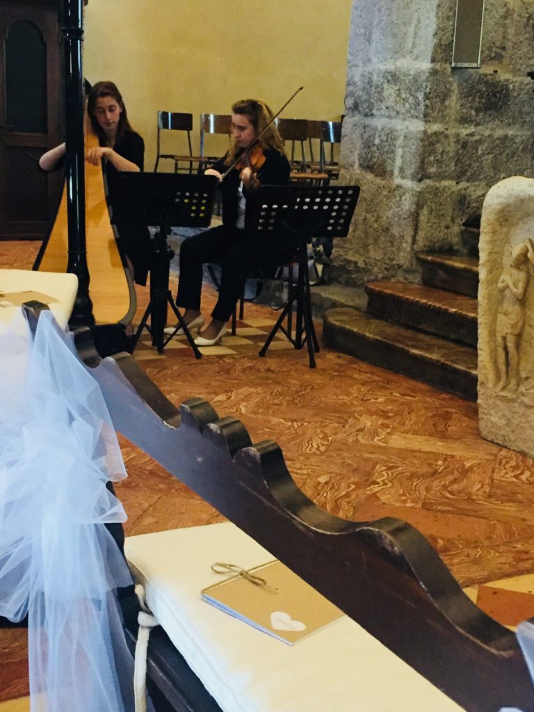 010-Elena-Guarneri-arpa-arpista-duo-violino-chiesa