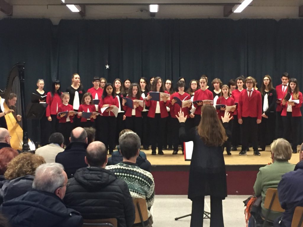 016-Elena-Guarneri-arpa-arpista-coro-Britten