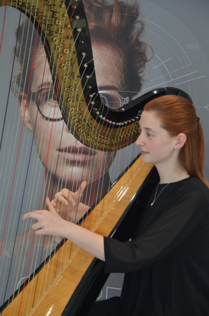 023-Elena-Guarneri-arpa-arpista-mostra-evento