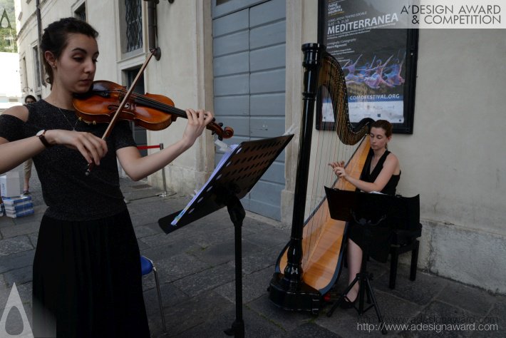 026-Elena-Guarneri-arpa-arpista-design-teatro-omc