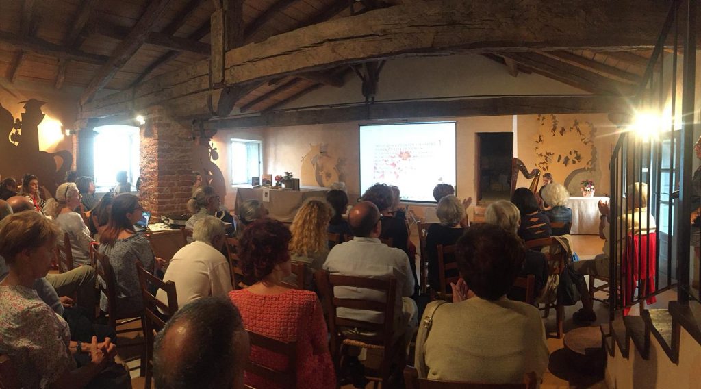 036-Elena-Guarneri-arpa-arpista-evento-FAI-rosa-poesie