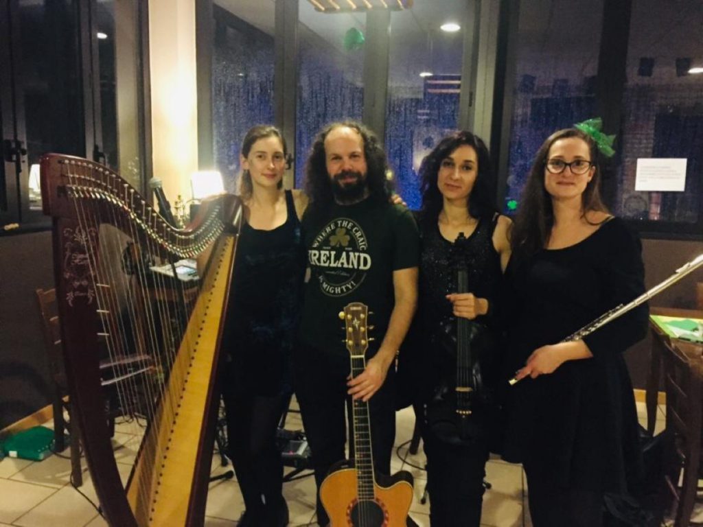 045-Elena-Guarneri-arpa-arpista-celtica-irlanda-festa